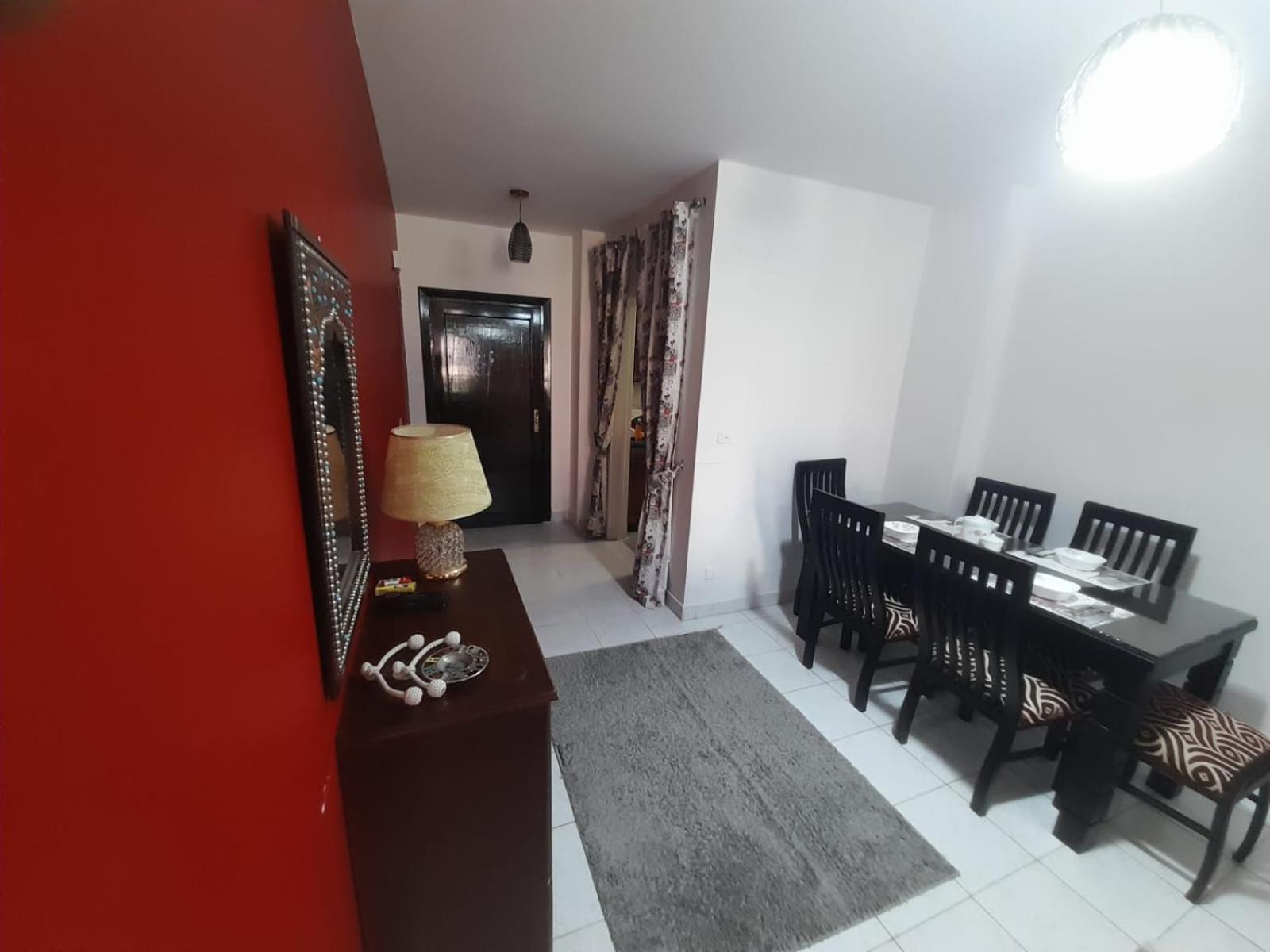 Traveler Free Pick-up & Drop-back Appartement Le Caire